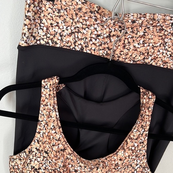 Confetti Black Printed Sports Bra & Legging Set - Picture 2 of 10